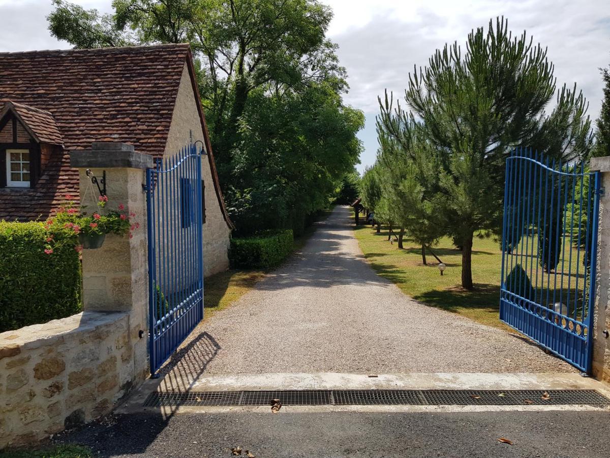 Bed and Breakfast Moulin Du Soustre Cavagnac Exterior foto